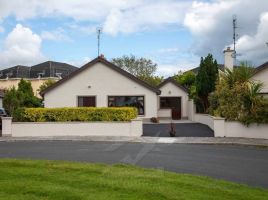 13 Cloonarkin Drive, Oranmore, Co. Galway Ireland H91 HN6Y