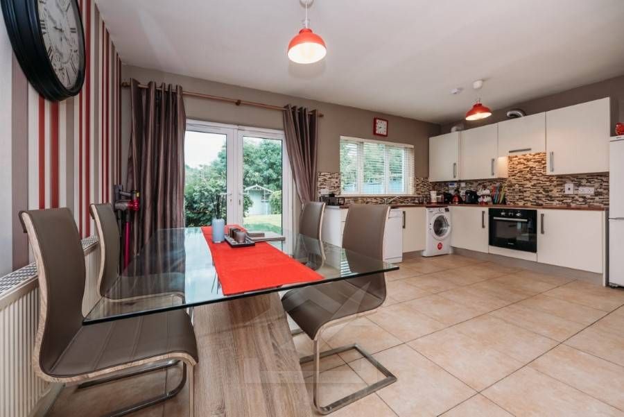 20 The Crescent, Curragh Grange, Newbridge Co Kildare Ireland W12 YK84