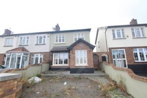 43 Pinebrook Vale, Clonsilla, Dublin 15 Ireland D15 XYR1