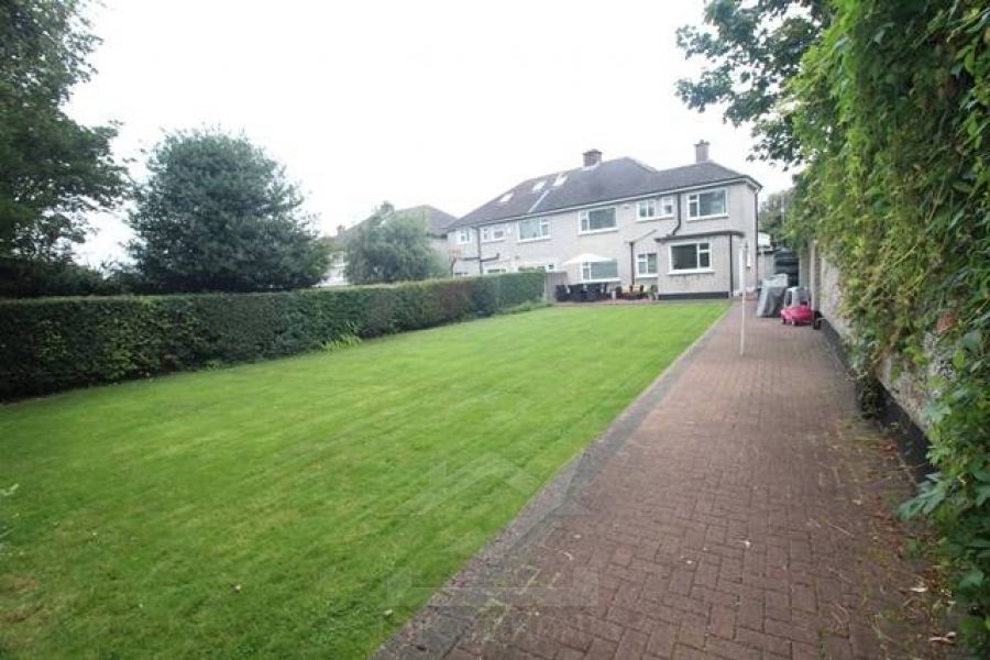 1 Old Navan Road, Castleknock, Dublin 15 D15 DWV1 Ireland
