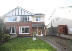 14 Luttrellstown Close, Castleknock, Dublin 15 D15 E9WH Ireland