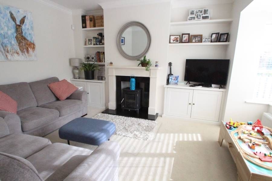 17 BLUEBELL LANE, FOREST HILL, CARRIGALINE, CO. CORK P43 TR60 IRELAND