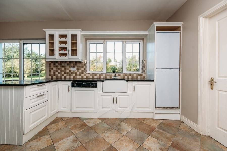 4 Clorane Brook, Ballysax Curragh Co Kildare R56 CD32 Ireland