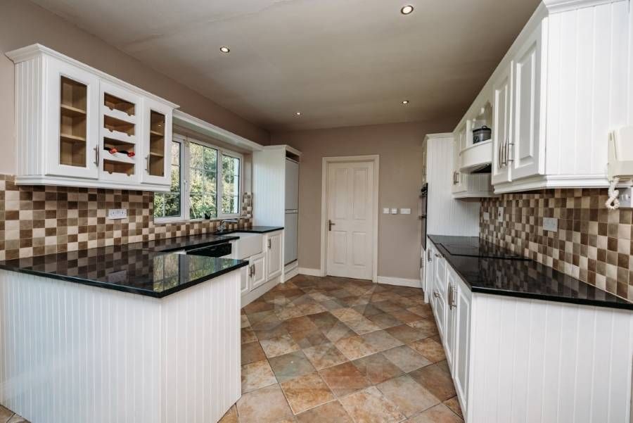 4 Clorane Brook, Ballysax Curragh Co Kildare R56 CD32 Ireland