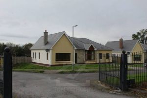 3 Shannon Quays, Rooskey, Co. Leitrim N41 NH68 Ireland