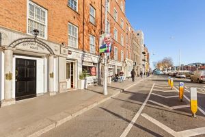 52 Ha'penny Bridge House, Dublin 1